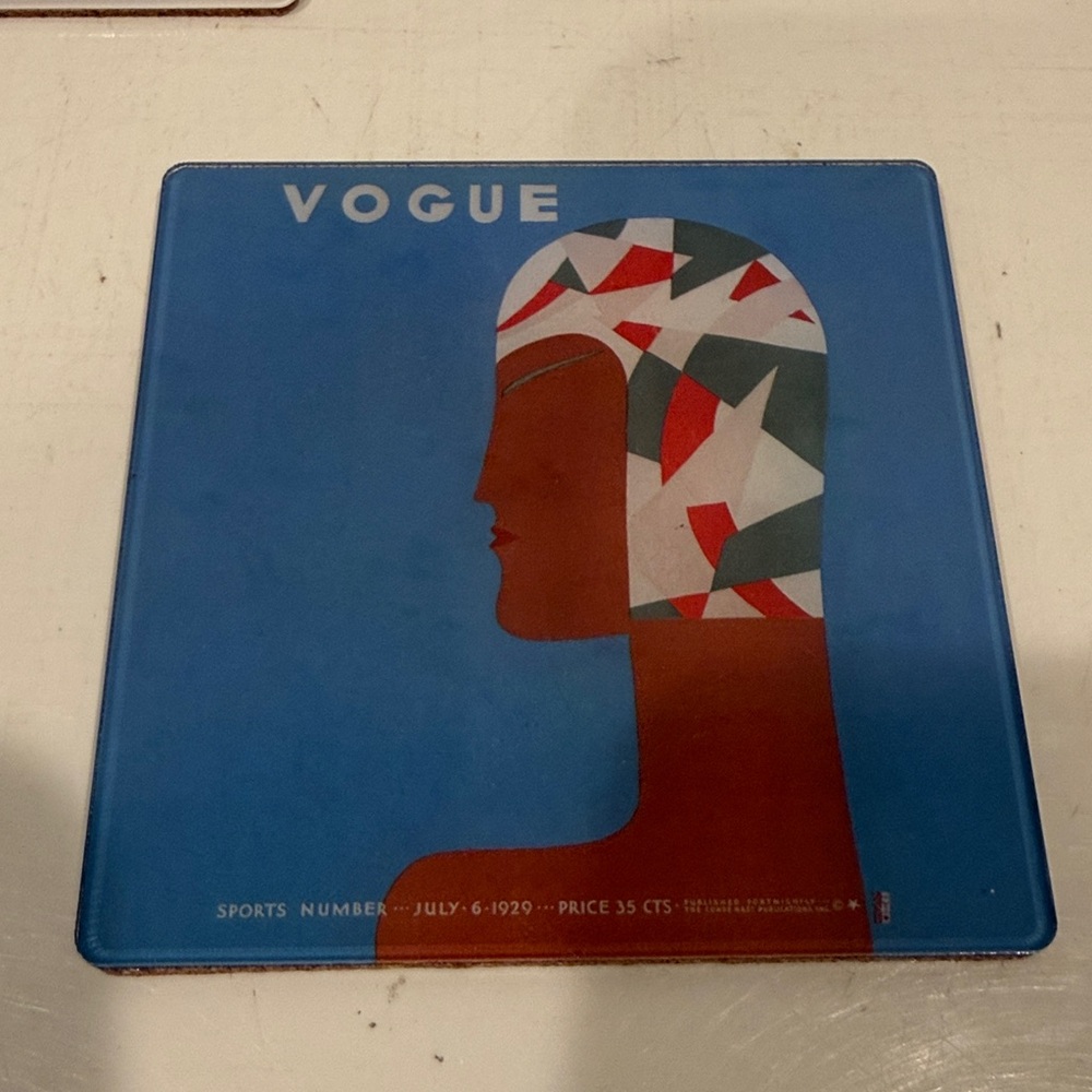 Vogue Magazine Covers Art Deco Beverage Coasters Set - Picture 3 of 7